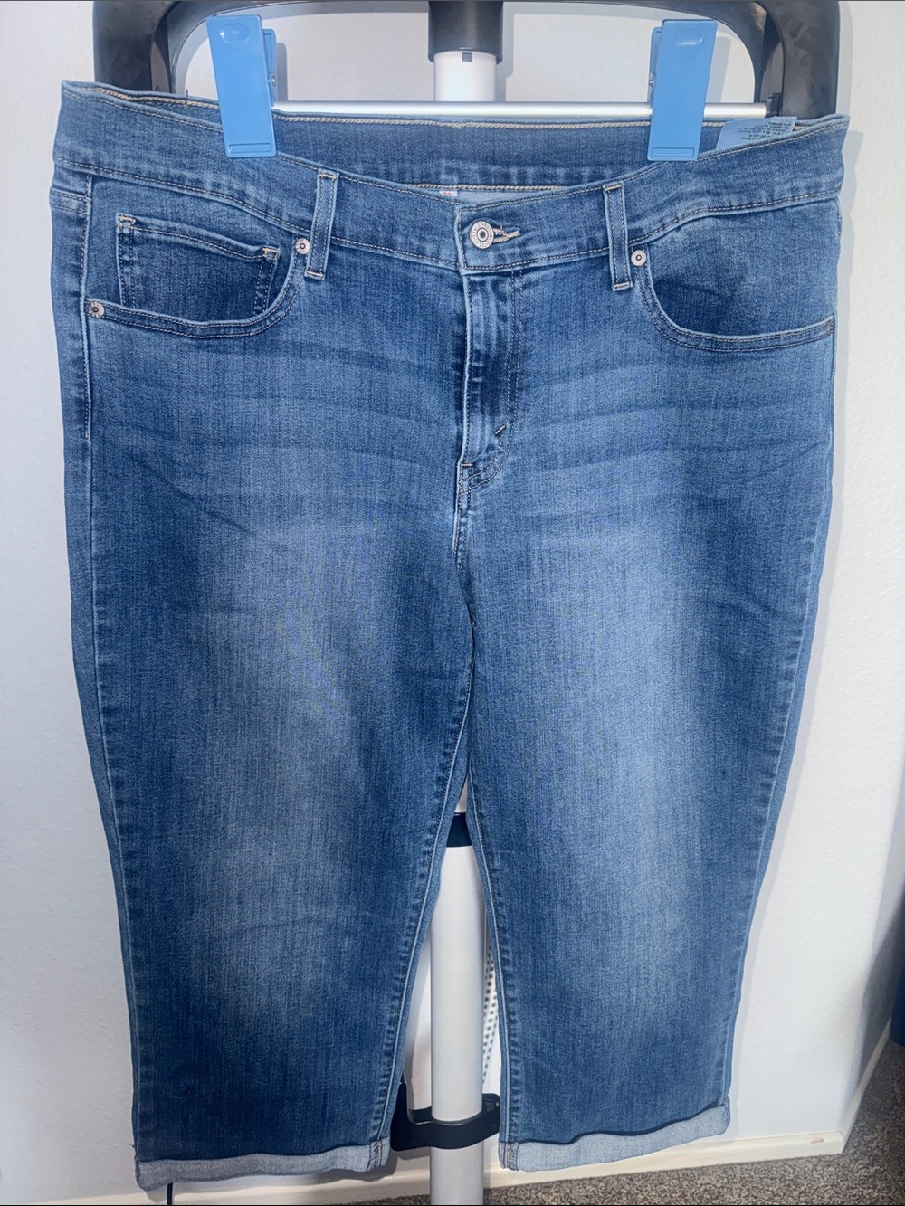 Levi's Blue Cropped Ankle Jeans